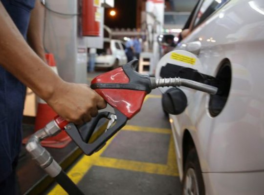 Falta de combustível já afeta 200 postos no Estado