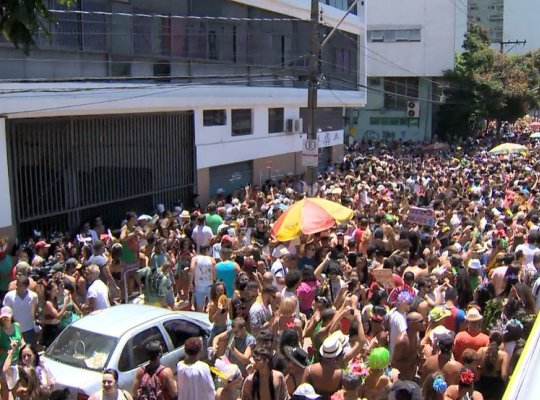 Carnaval de rua de Vitória vai acontecer na Avenida Beira-Mar