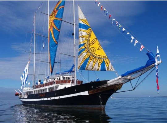 Embarcação do Uruguai chega ao Porto de Vitória com visitação gratuita nesta sexta e sábado