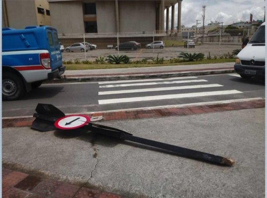 Vila Velha, ES, gasta R$ 400 mil por ano para reparar vandalismo, diz prefeitura