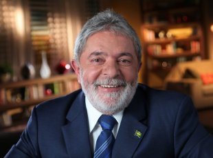 Promotoria de São Paulo pede prisão preventiva de Lula no caso tríplex