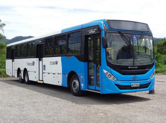 Dupla faz arrastão em ônibus do Transcol, em Vitória