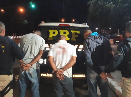 Dois detentos em saída temporária são presos após roubos em Marechal Floriano, ES