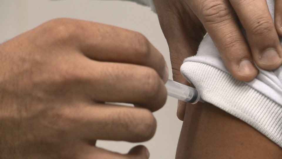 Vacinação contra gripe em Vitória vai acontecer em escolas para evitar aglomeração