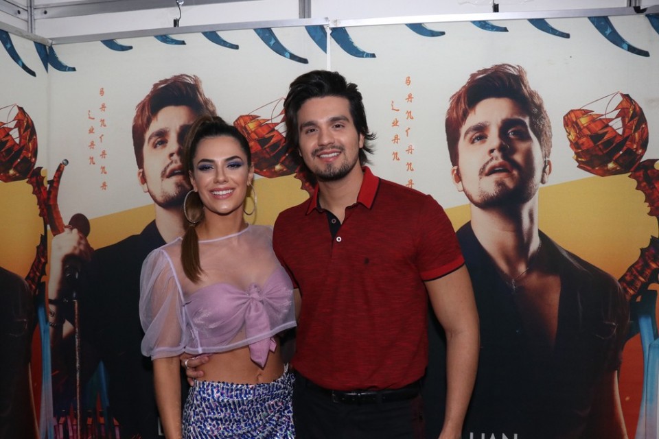 Jade Magalhães anuncia fim de noivado com Luan Santana: Preciso aceitar e seguir em frente