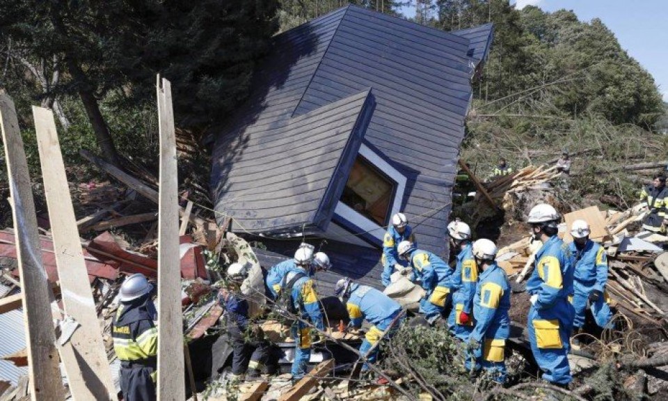 Terremoto de 6,7 graus deixa oito mortos no Japão